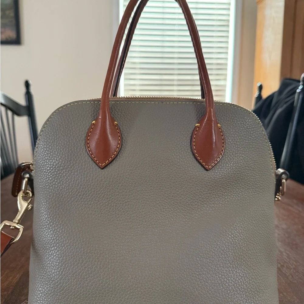 Dooney and Bourke Elegant Gray and Brown tote crossbody Handbag EUC - Picture 3 of 11
